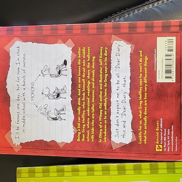 Set of 2 Diary of a Wimpy Kid books - Picture 6 of 8